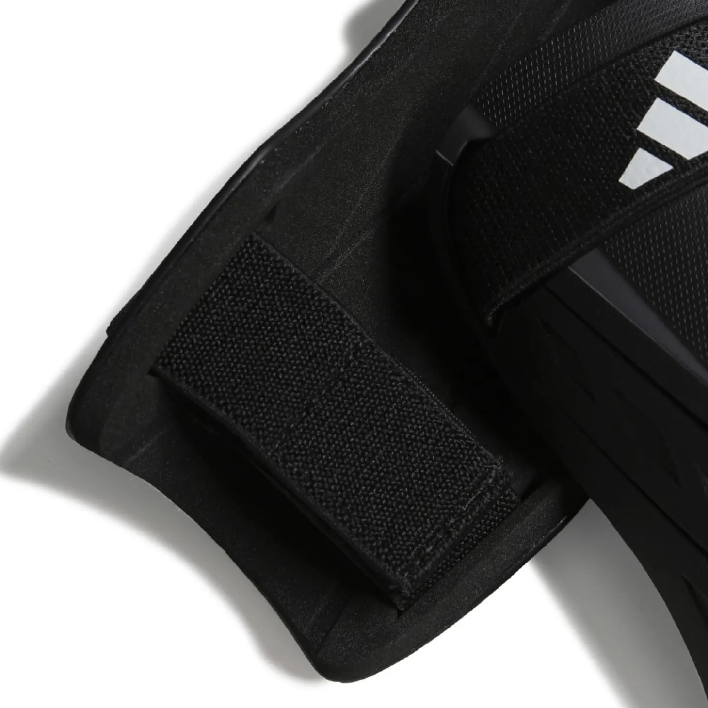 Espinilleras Adidas Tiro SG TRN Negras